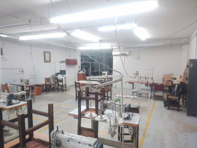 Bodega en arriendo en Laureles, Medellín, 250 m² · foto 2 de 15