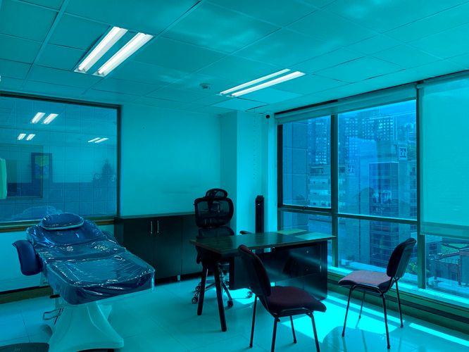 Oficina en arriendo en El Poblado, Medellín, 62 m² · foto 3 de 9