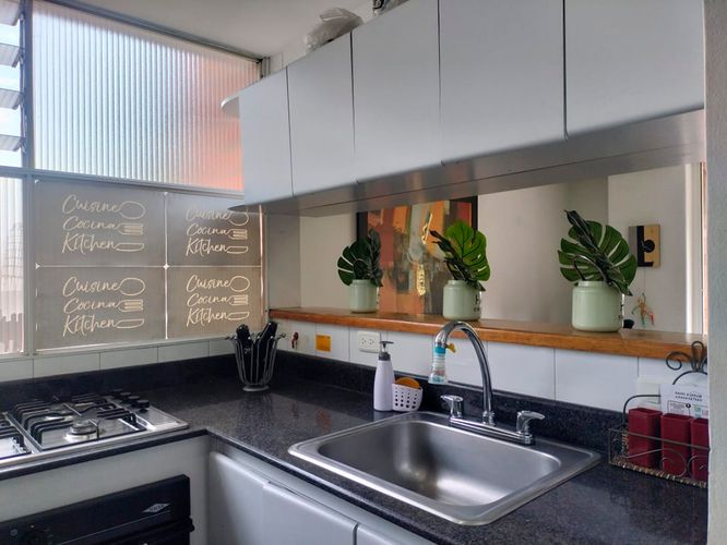 Apartamento de 1 alcoba en arriendo en El Poblado, Medellín, 57 m² · foto 8 de 13
