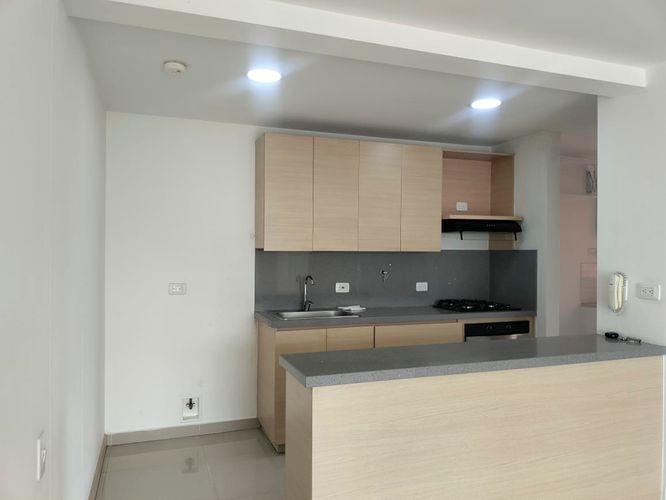 Apartamento de 3 alcobas en arriendo en Otraparte, Envigado, 96 m² · foto 5 de 18