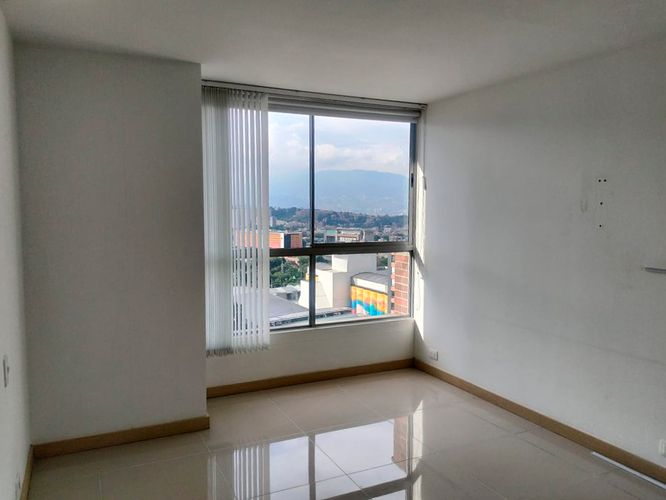 Apartamento de 3 alcobas en arriendo en Otraparte, Envigado, 96 m² · foto 12 de 18