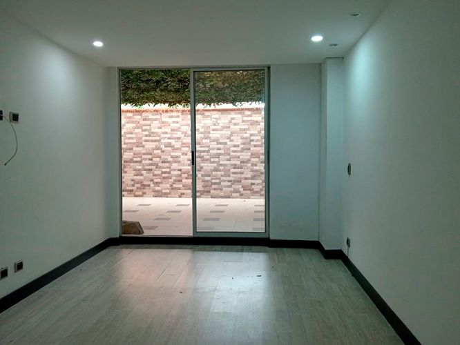 Apartamento de 3 alcobas en arriendo en Laureles, Medellín, 139 m² · foto 11 de 19