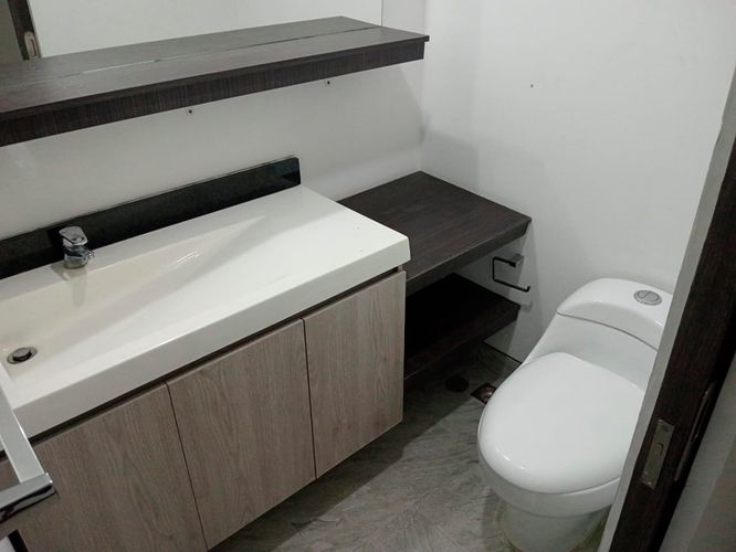 Apartamento de 3 alcobas en arriendo en Laureles, Medellín, 139 m² · foto 17 de 19
