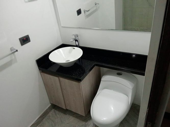 Apartamento de 3 alcobas en arriendo en Laureles, Medellín, 139 m² · foto 18 de 19
