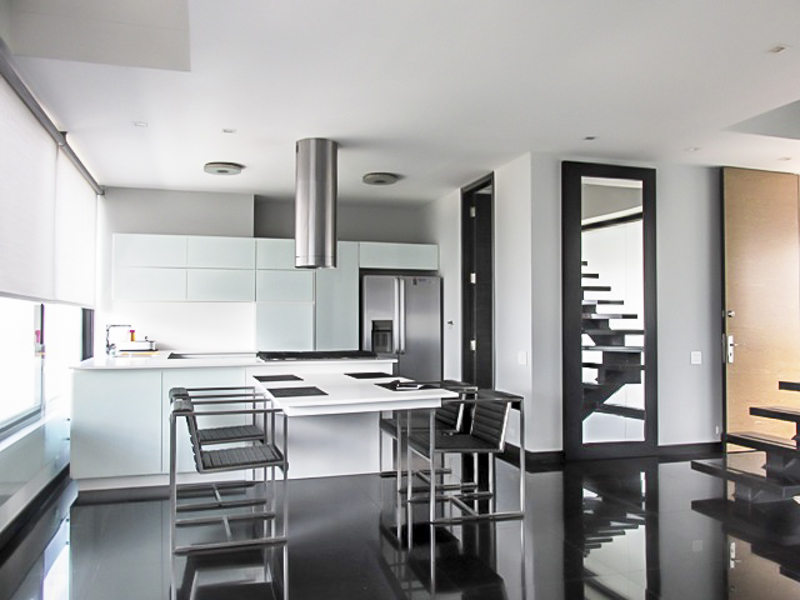 Apartamento en arriendo en El Poblado, Medellín · foto 2 de 15