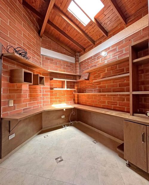 Casa de 4 alcobas en venta en Cañaveralejo, Sabaneta, 283 m² · foto 7 de 9