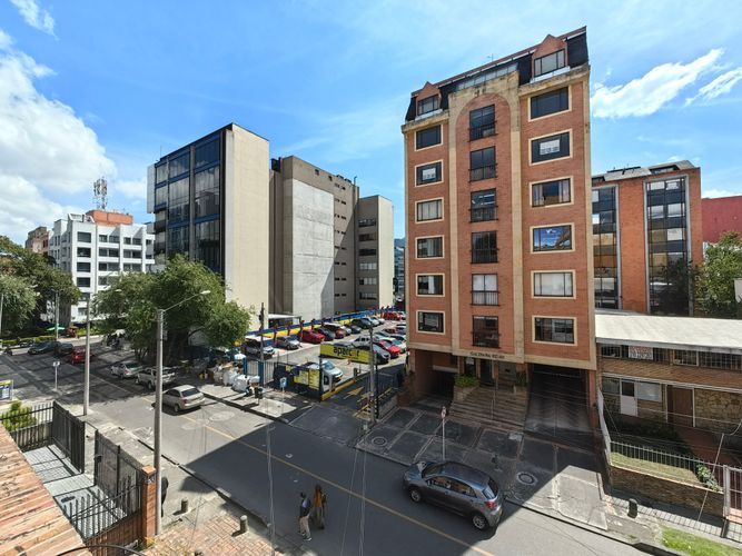 Apartamento en venta en Antiguo Country, Bogotá · foto 5 de 17