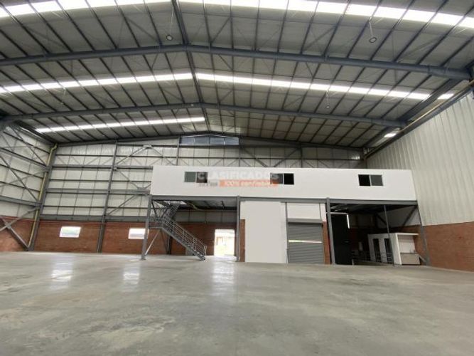 Bodega en arriendo en Arroyohondo, Yumbo, 750 m² · foto 2 de 15