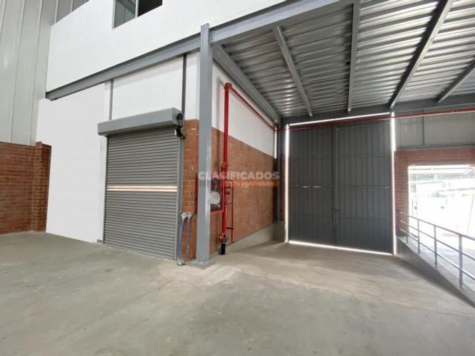 Bodega en arriendo en Arroyohondo, Yumbo, 750 m² · foto 3 de 15