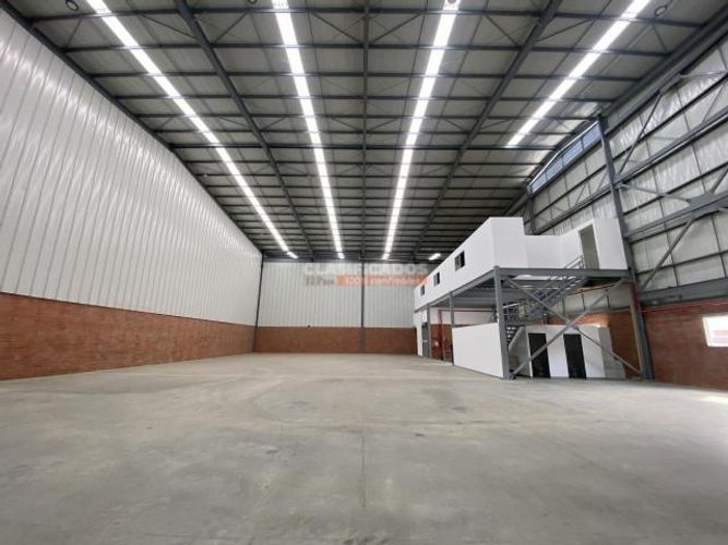 Bodega en arriendo en Arroyohondo, Yumbo, 750 m² · foto 8 de 15