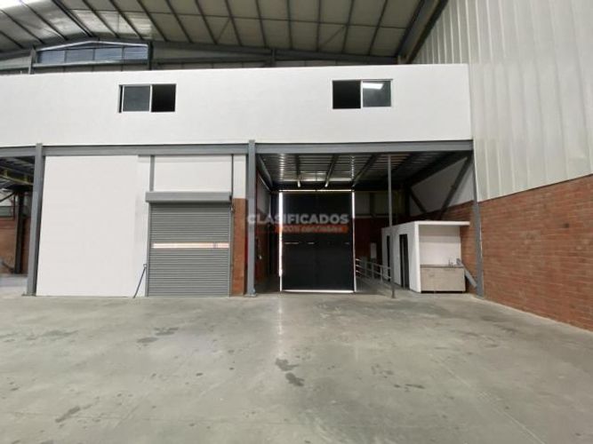 Bodega en arriendo en Arroyohondo, Yumbo, 750 m² · foto 9 de 15