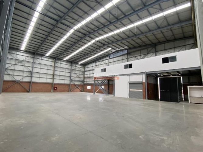 Bodega en arriendo en Arroyohondo, Yumbo, 750 m² · foto 10 de 15