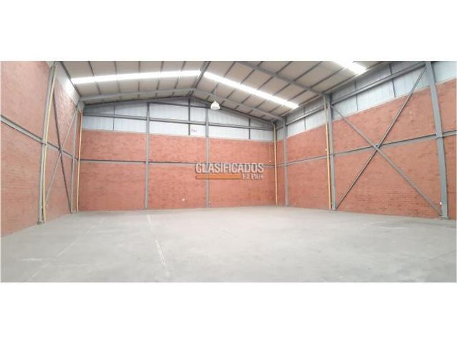 Bodega en arriendo en Arroyohondo, Yumbo, 595 m² · foto 2 de 9