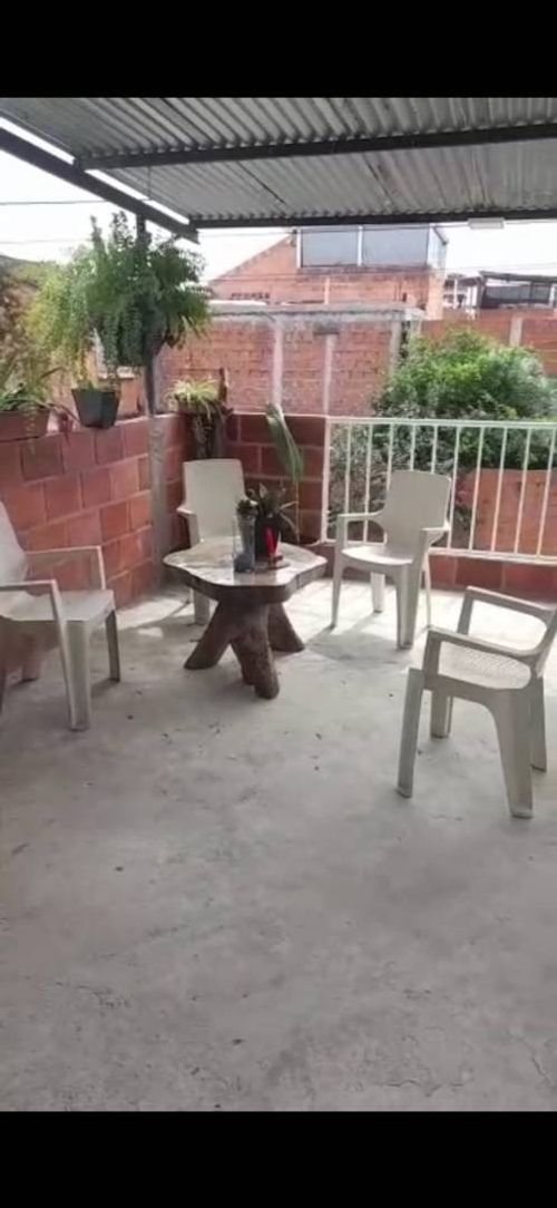 Casa de 3 alcobas en venta en Villagorgona, Candelaria, 115 m² · foto 8 de 17