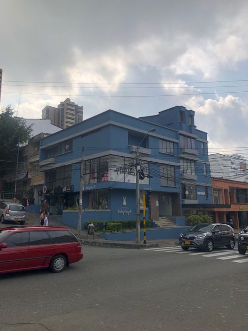 Edificio en venta en Cabecera Del Llano, Bucaramanga, 580 m² · foto 3 de 4