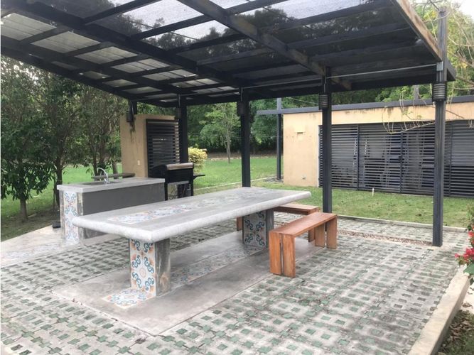 Casa de 4 alcobas en venta en Piamonte, Girardot, 516 m² · foto 20 de 24