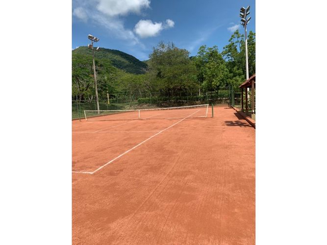 Casa de 4 alcobas en venta en Piamonte, Girardot, 516 m² · foto 22 de 24
