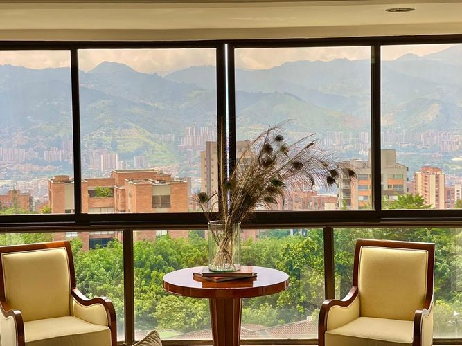 Apartamento de 4 alcobas en venta en Los Balsos, Medellín, 440 m² · foto 21 de 24