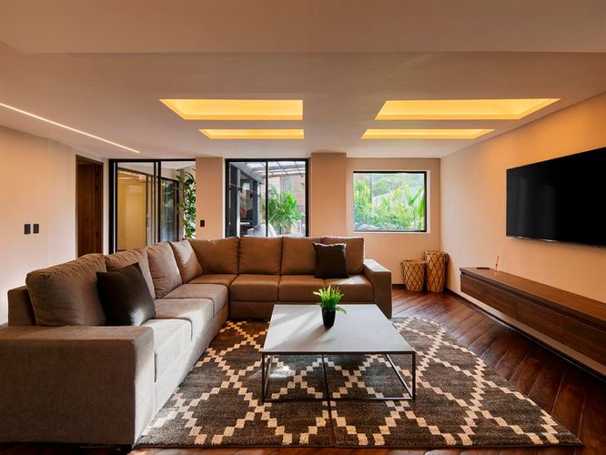Apartamento de 2 alcobas en venta en El Poblado, Medellín, 285 m² · foto 4 de 20