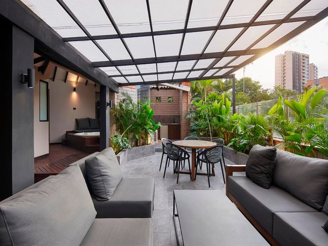 Apartamento de 2 alcobas en venta en El Poblado, Medellín, 285 m² · foto 20 de 20