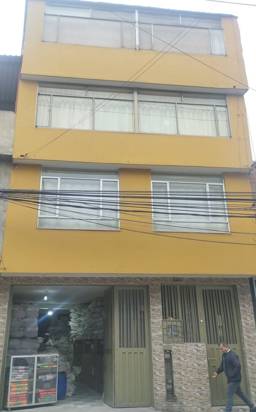 Casa en venta en Ciudad Techo Ii, Bogotá · foto 2 de 23