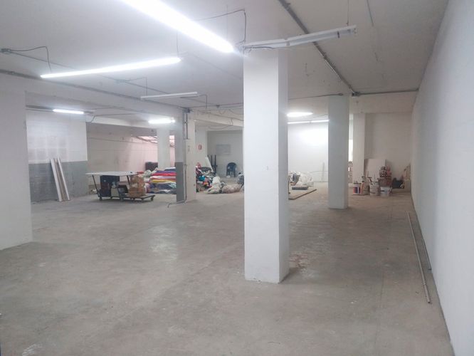 Bodega en arriendo en El Poblado, Medellín, 450 m² · foto 2 de 16
