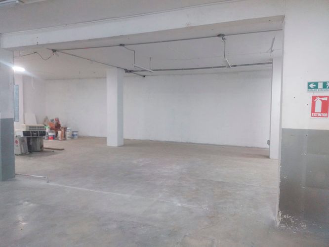 Bodega en arriendo en El Poblado, Medellín, 450 m² · foto 3 de 16