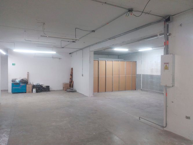 Bodega en arriendo en El Poblado, Medellín, 450 m² · foto 6 de 16