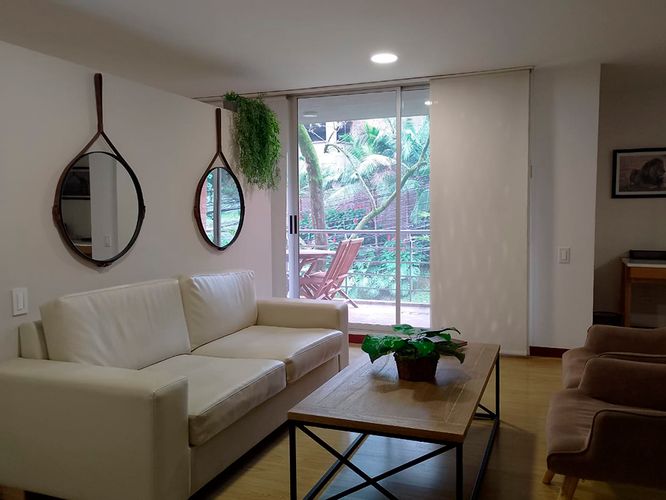 Apartamento de 1 alcoba en arriendo en El Poblado, Medellín, 78 m² · foto 4 de 17