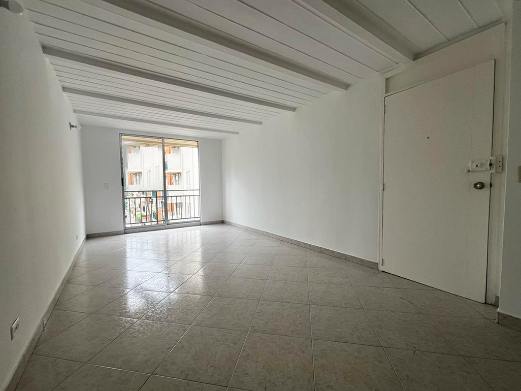 Apartamento en arriendo en Urbanizacion Milan Condominio Iv, Envigado · foto 7 de 14