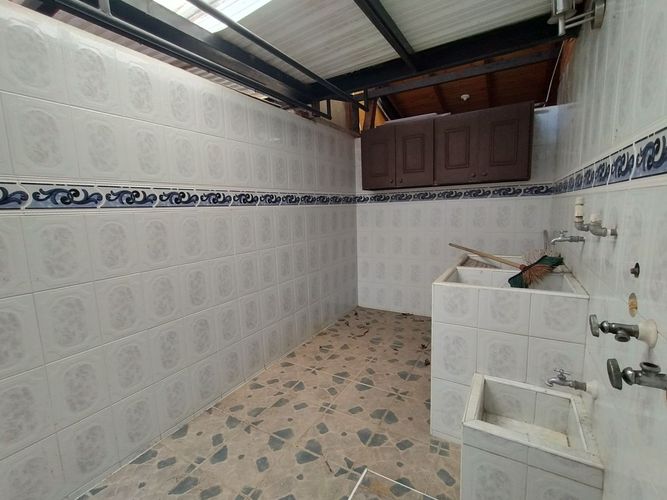 Casa de 5 alcobas en venta en El Castillo, Jamundí, 250 m² · foto 9 de 17