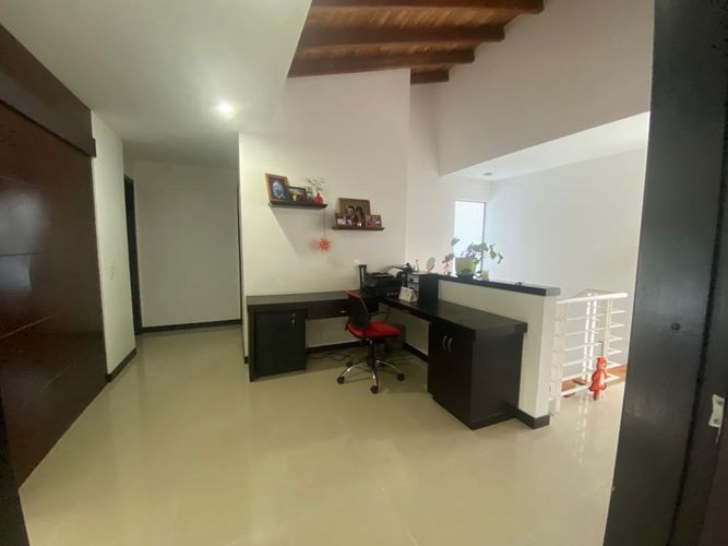 Casa de 4 alcobas en venta en La Morada, Jamundí, 224 m² · foto 5 de 24