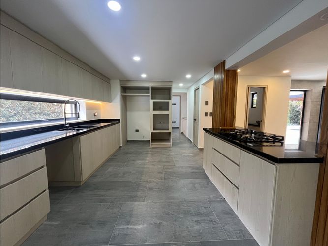 Casa en venta en Llano Grande, Rionegro, 430 m² · foto 7 de 13