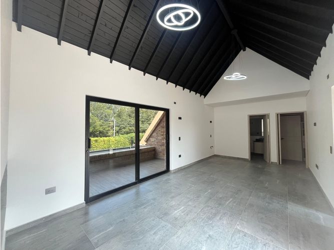 Casa en venta en Llano Grande, Rionegro, 430 m² · foto 8 de 13