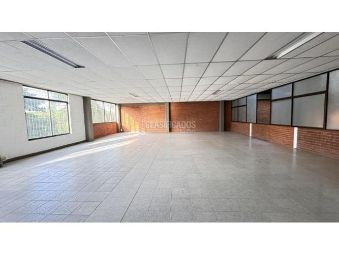 Bodega en arriendo en Zona Industrial, Yumbo, 714 m² · foto 13 de 15