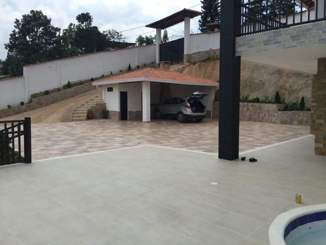 Casa de 5 alcobas en venta en Ruitoque Alto, Piedecuesta, 500 m² · foto 9 de 24