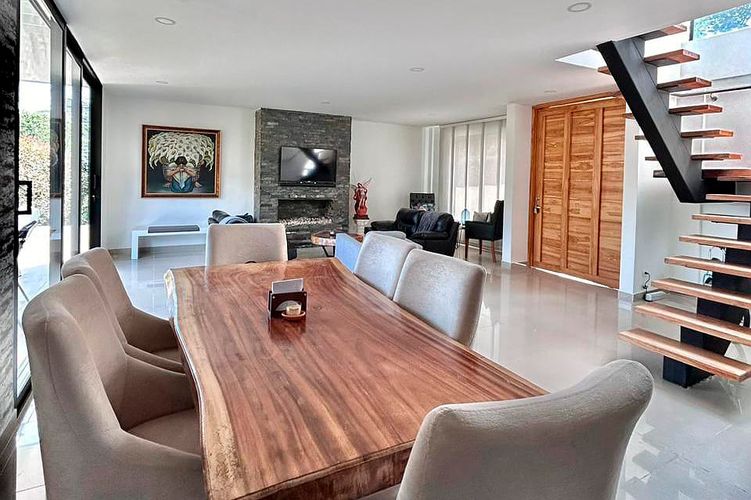 Casa de 3 alcobas en venta en Quintas Del Palmar, Envigado, 300 m² · foto 3 de 17
