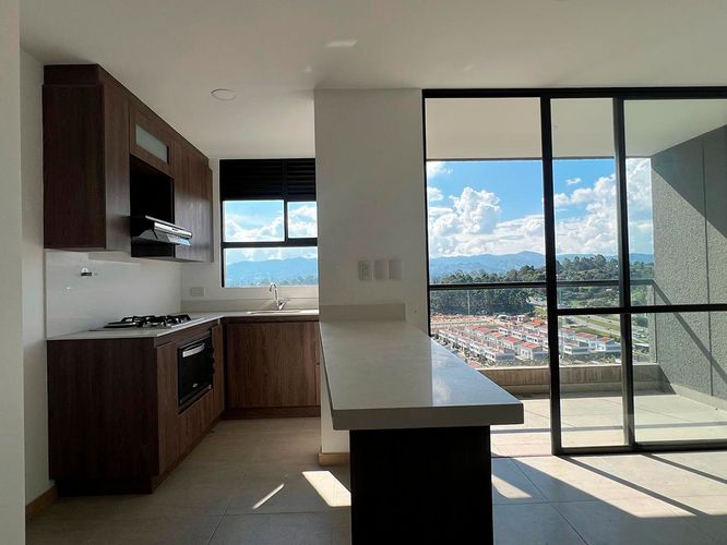 Apartamento de 2 alcobas en venta en El Porvenir, Rionegro, 67 m² · foto 2 de 12