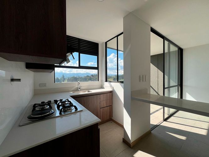 Apartamento de 2 alcobas en venta en El Porvenir, Rionegro, 67 m² · foto 5 de 12