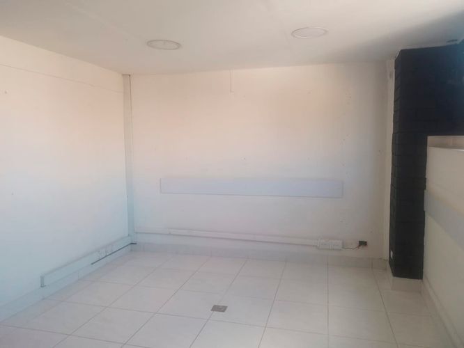 Bodega en arriendo en El Chagualo, Medellín, 500 m² · foto 6 de 20