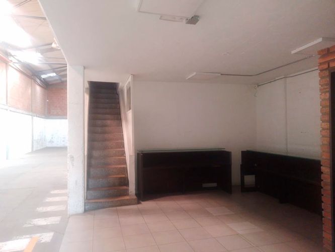 Bodega en arriendo en El Chagualo, Medellín, 500 m² · foto 9 de 20