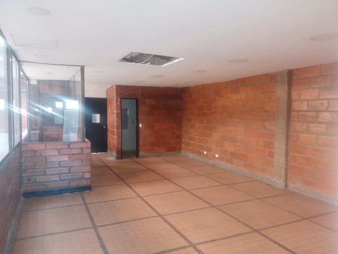 Bodega en arriendo en El Chagualo, Medellín, 500 m² · foto 11 de 20