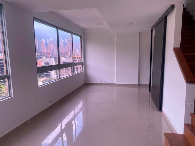Oficina en arriendo en El Poblado, Medellín, 90 m² · foto 9 de 18