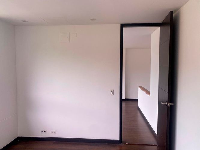 Oficina en arriendo en El Poblado, Medellín, 90 m² · foto 12 de 18