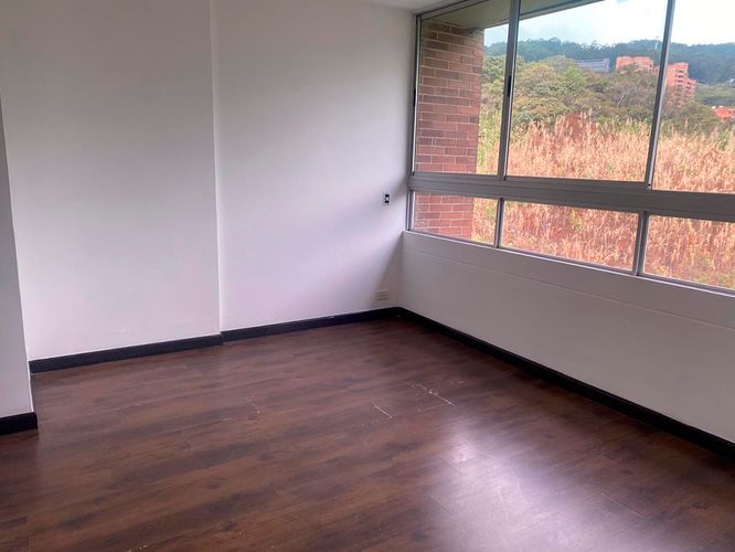Oficina en arriendo en El Poblado, Medellín, 90 m² · foto 15 de 18