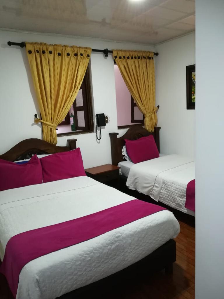 Casa en venta en La Candelaria, Bogotá · foto 12 de 15