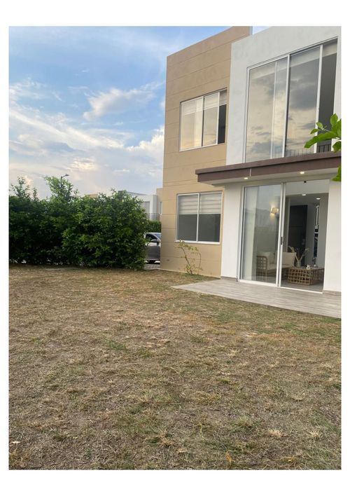 Casa en venta en Ricaurte, 100 m² · foto 23 de 24