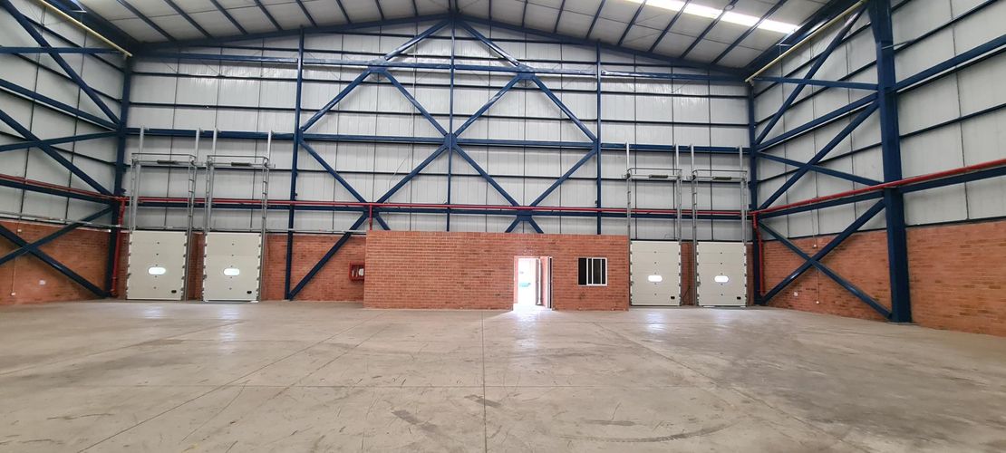 Bodega en arriendo en Zona Industrial, Yumbo, 1581 m² · foto 2 de 21