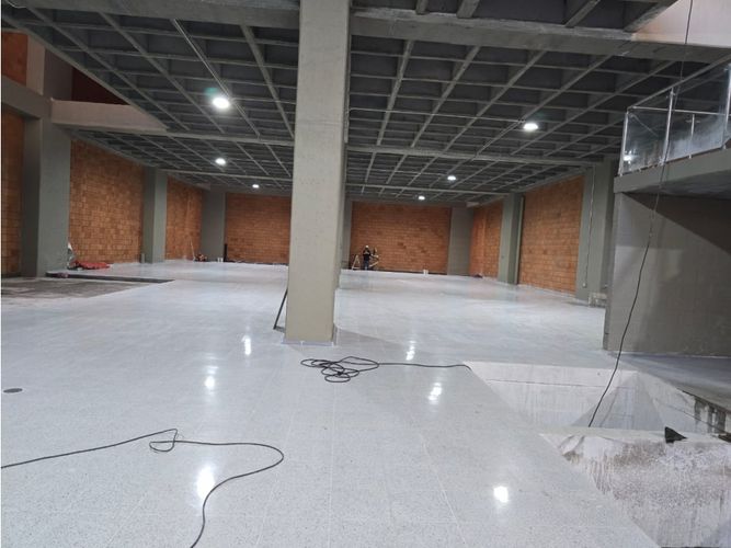 Bodega en arriendo en Colombia, Medellín, 3000 m² · foto 7 de 14