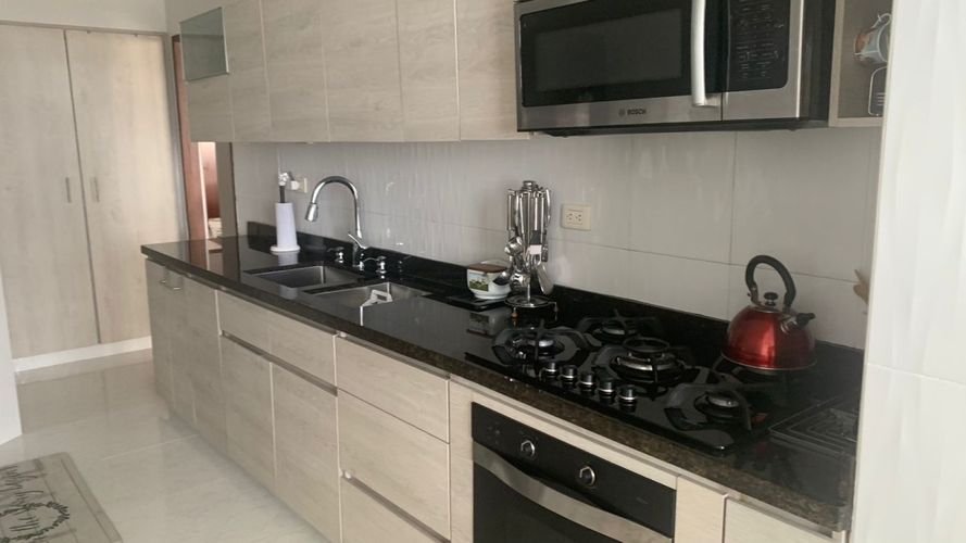 Apartamento de 3 alcobas en venta en Bocagrande, Cartagena, 178 m² · foto 9 de 21